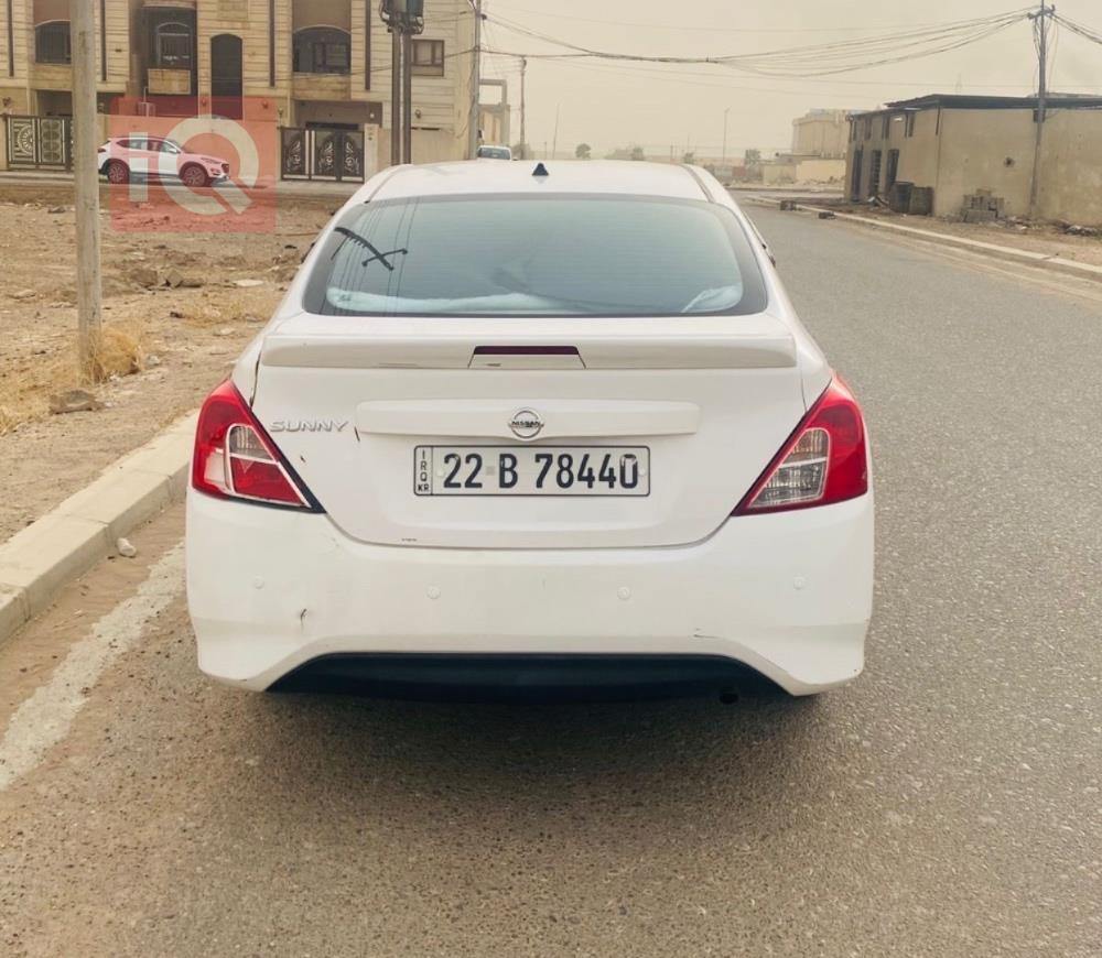 نیسان سەنی